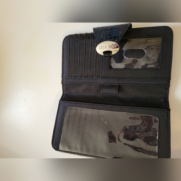 Nine West Black Patent Wallet NWOT - Picture 10 of 10